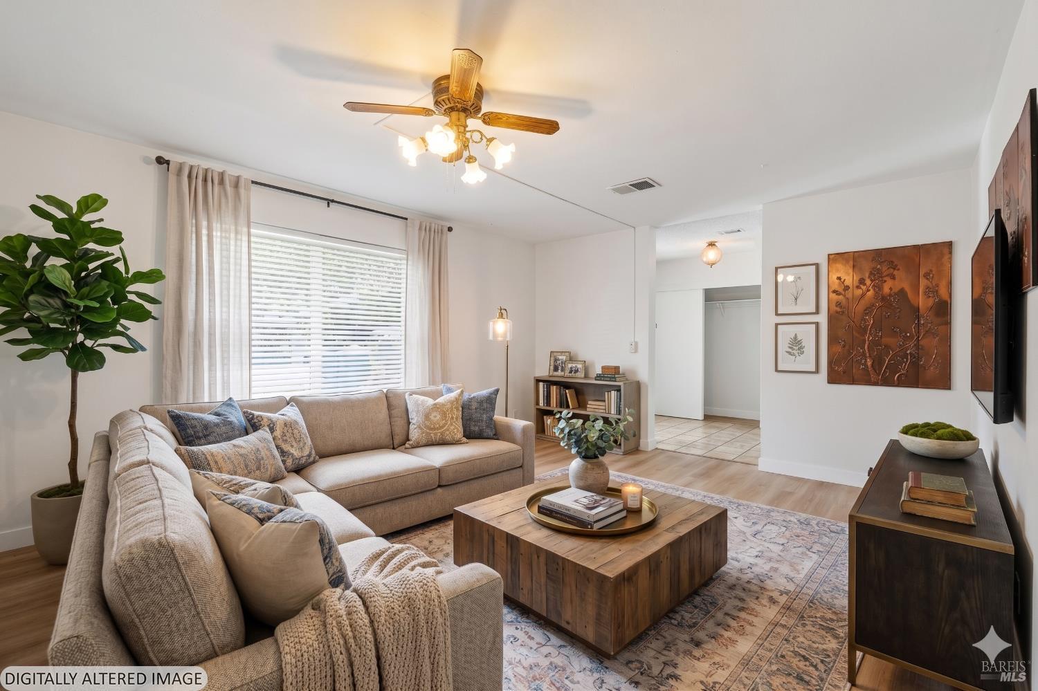 438 Royal Oaks Drive