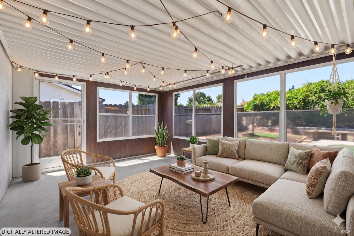 438 Royal Oaks Drive