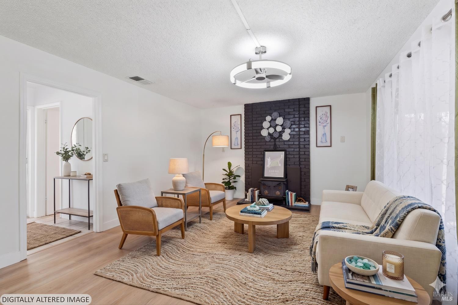 438 Royal Oaks Drive