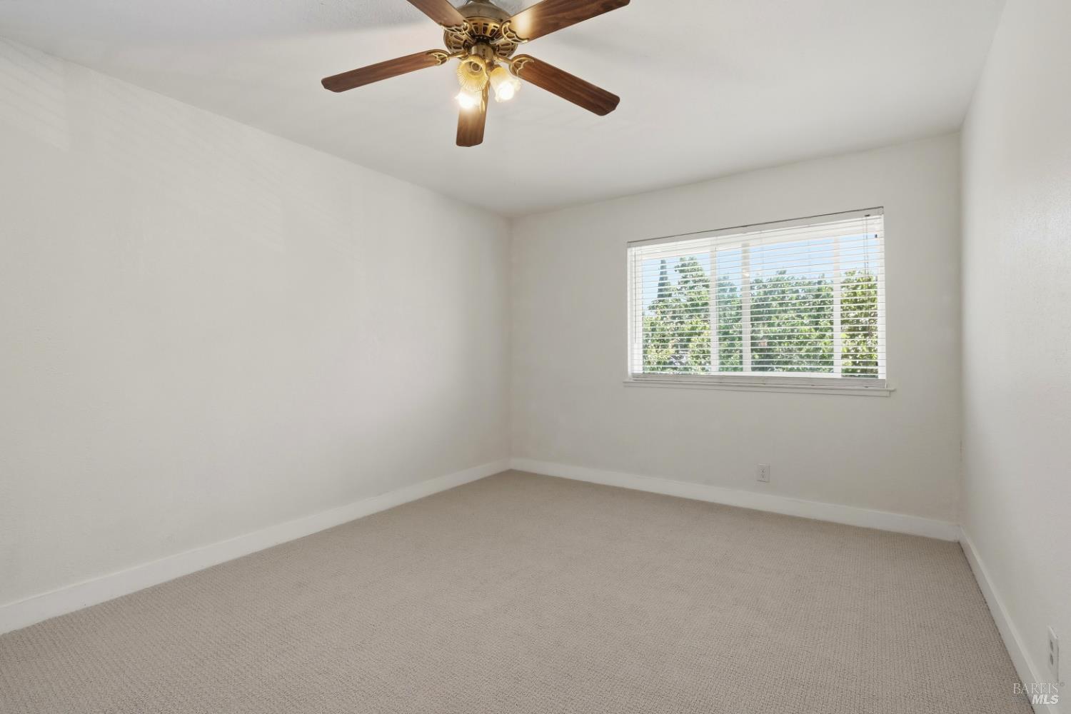 438 Royal Oaks Drive