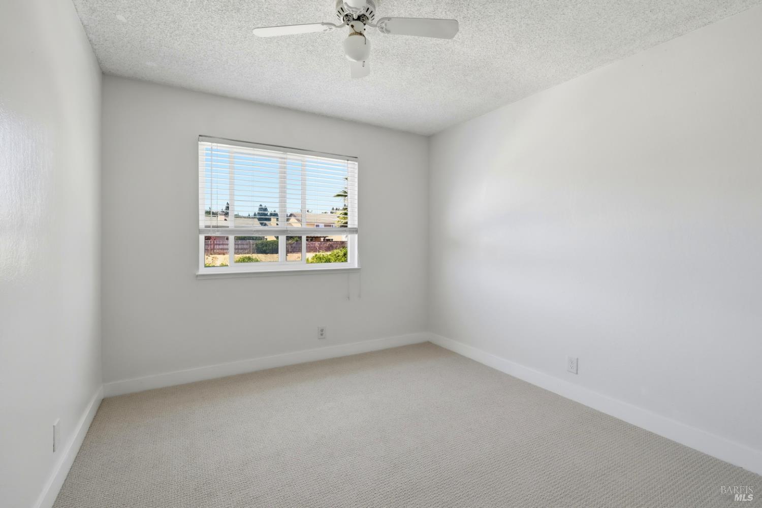 438 Royal Oaks Drive