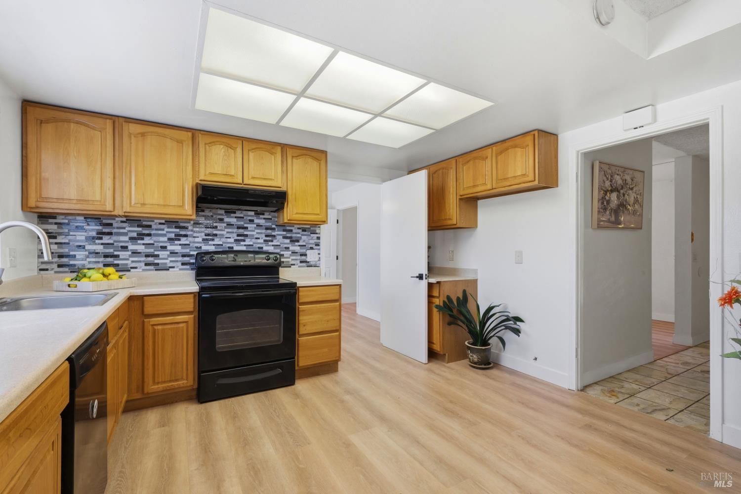 438 Royal Oaks Drive
