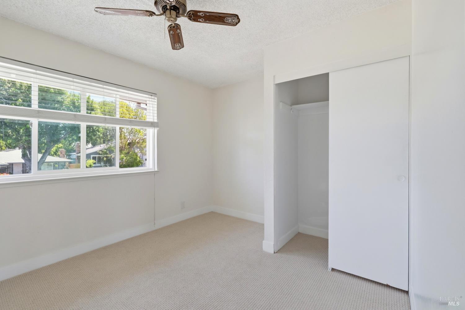 438 Royal Oaks Drive