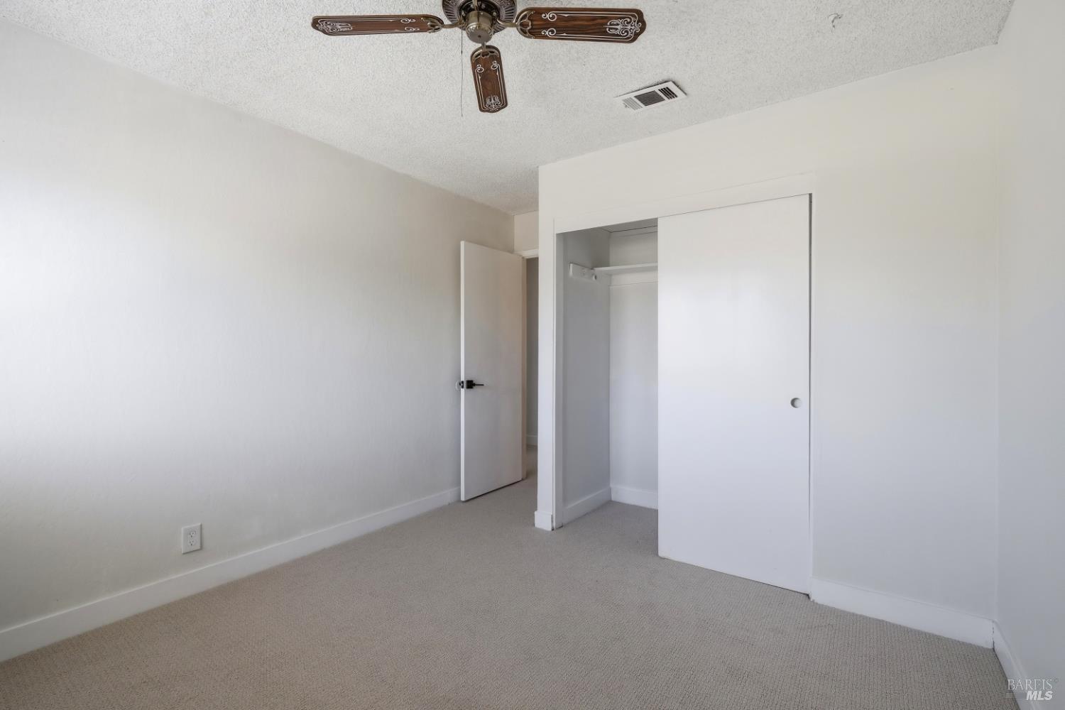 438 Royal Oaks Drive