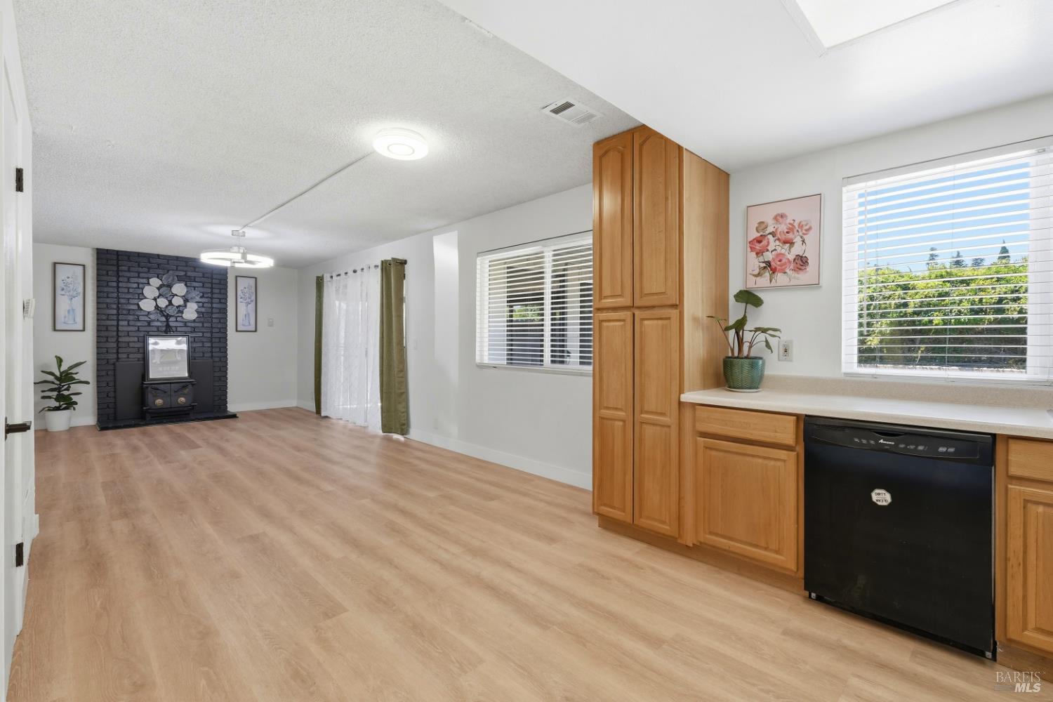 438 Royal Oaks Drive