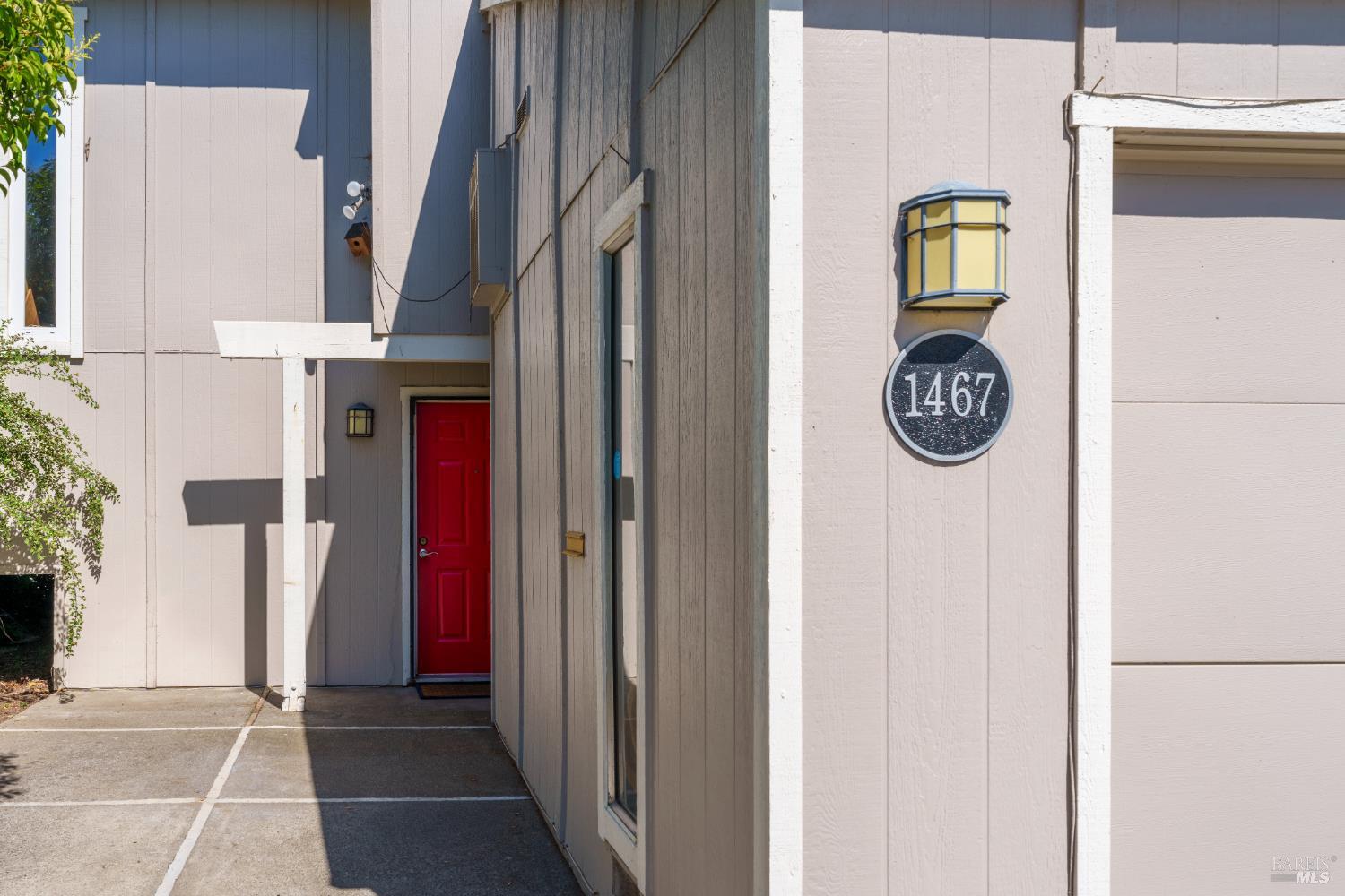 1467 Neotomas Avenue