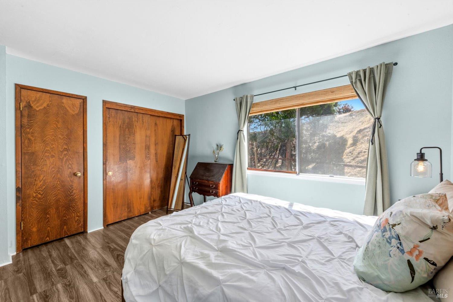 1001 Eastridge Drive