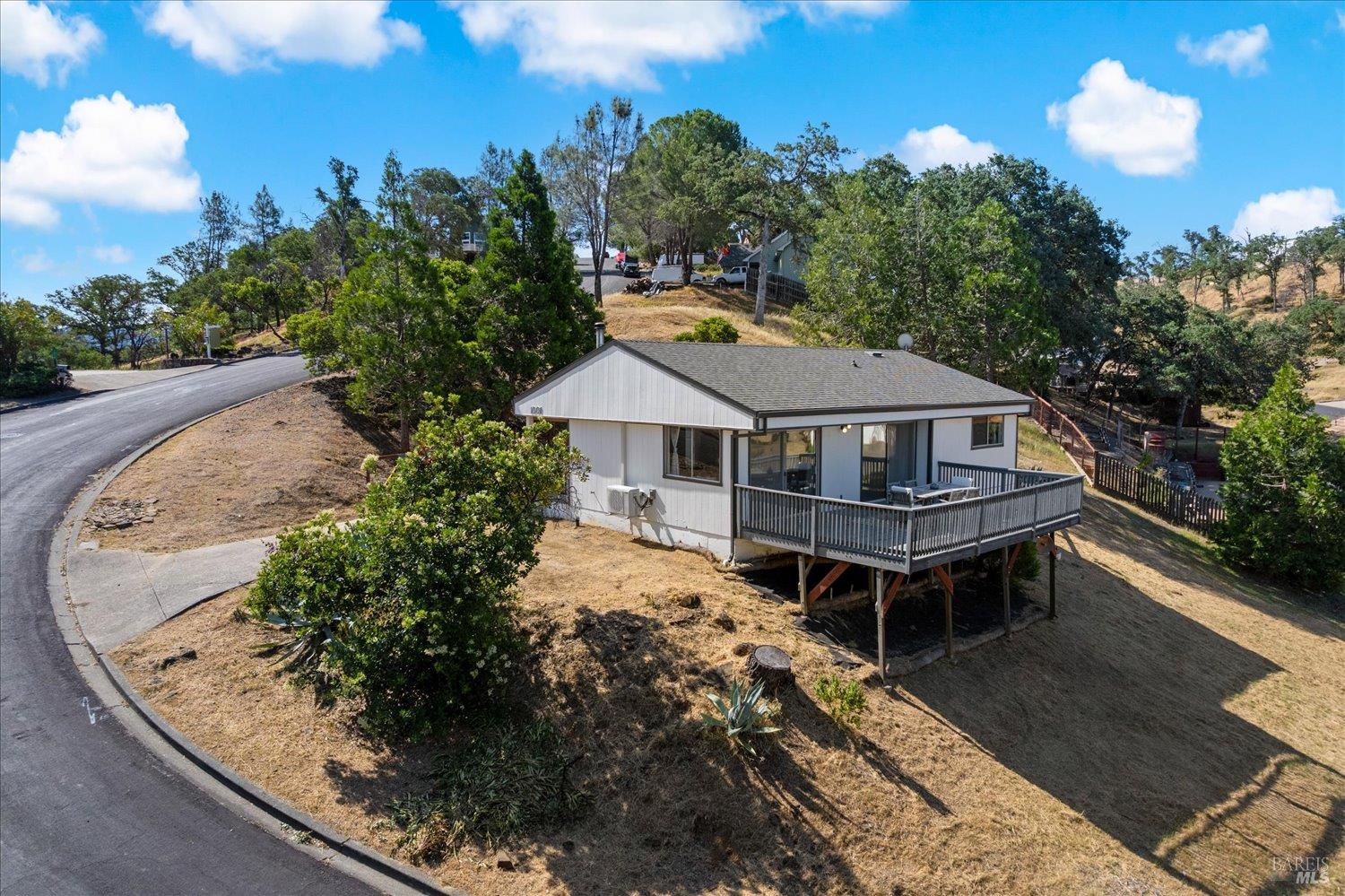 1001 Eastridge Drive