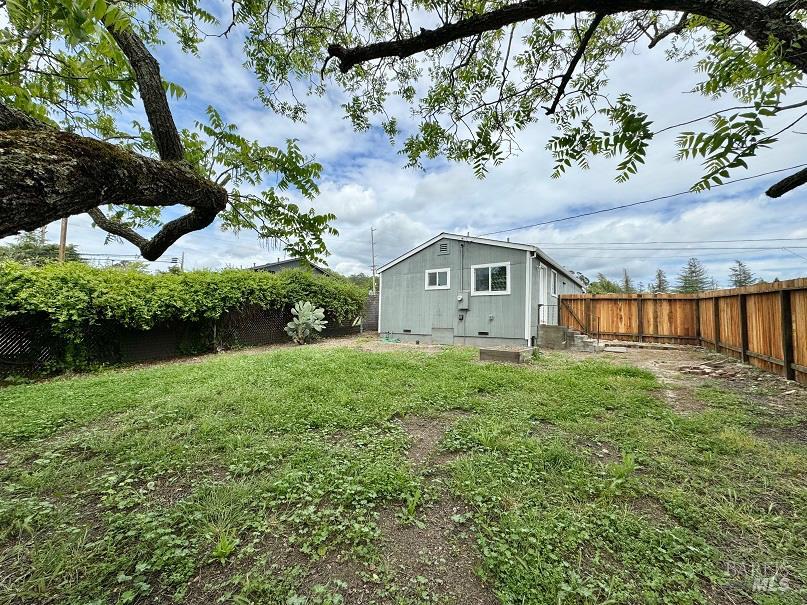 1015 Little Street