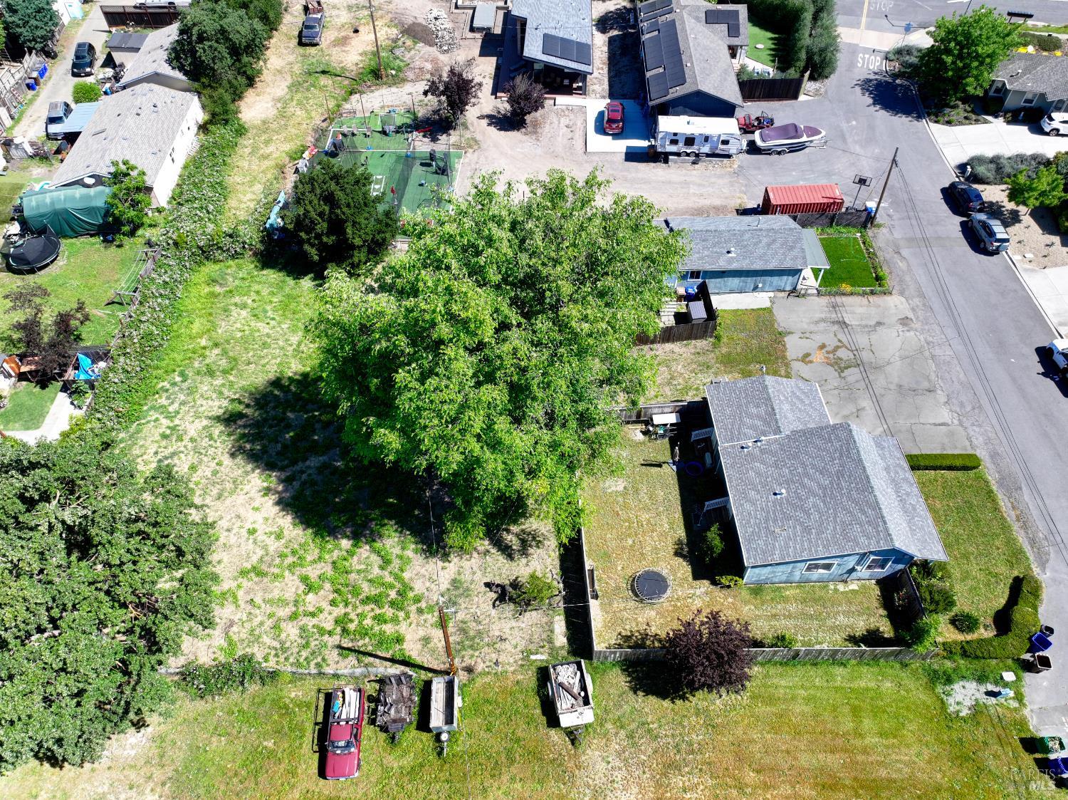 1015 Little Street