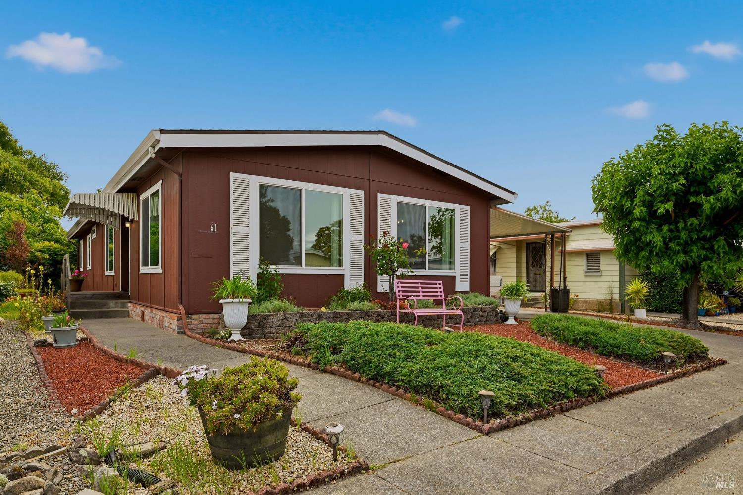 61 Westgate Circle