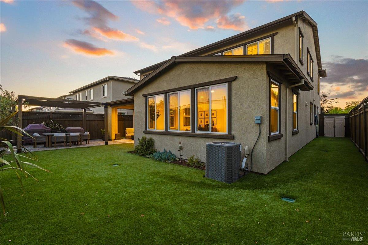 1469 Oak Circle