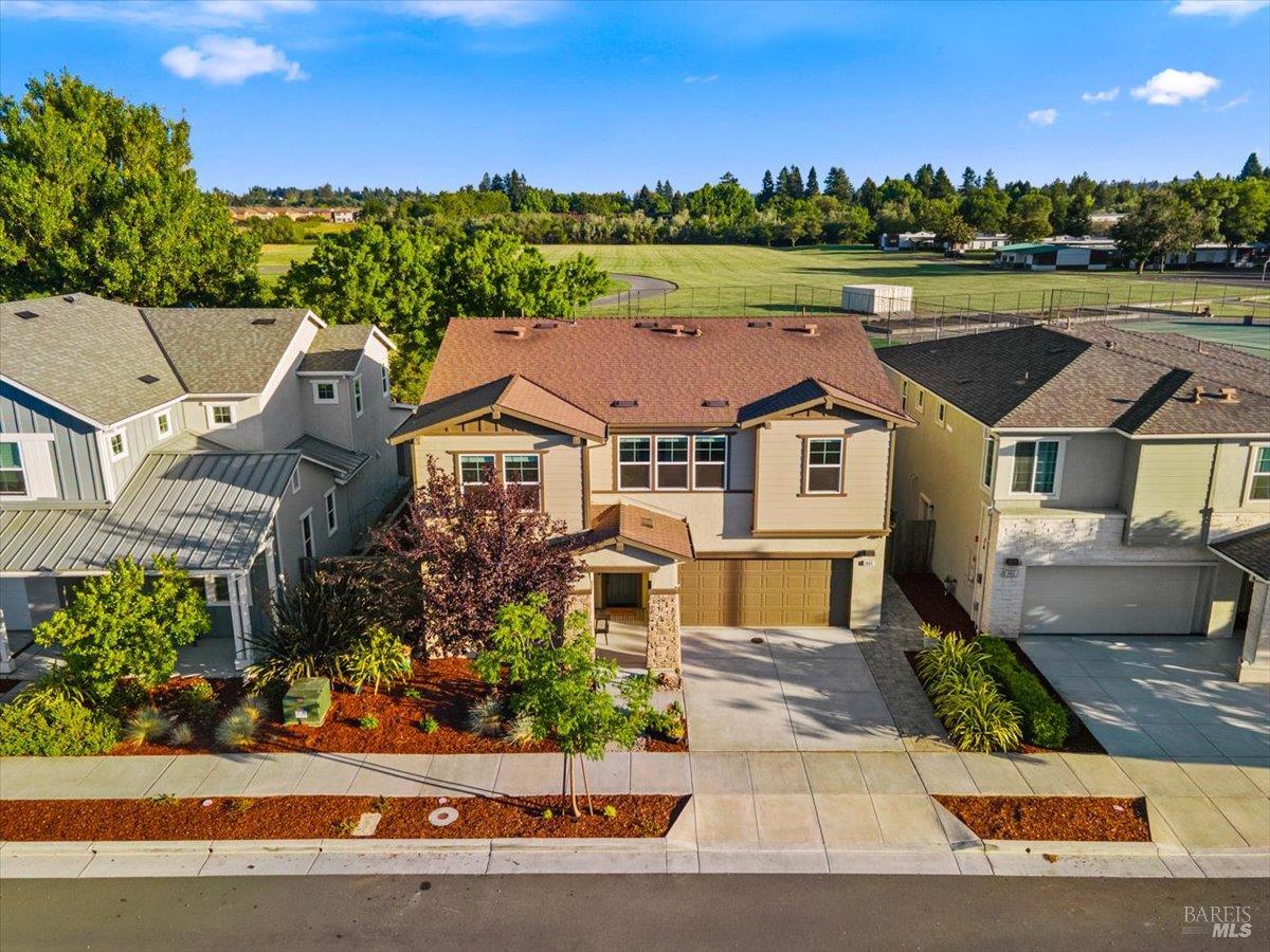 1469 Oak Circle