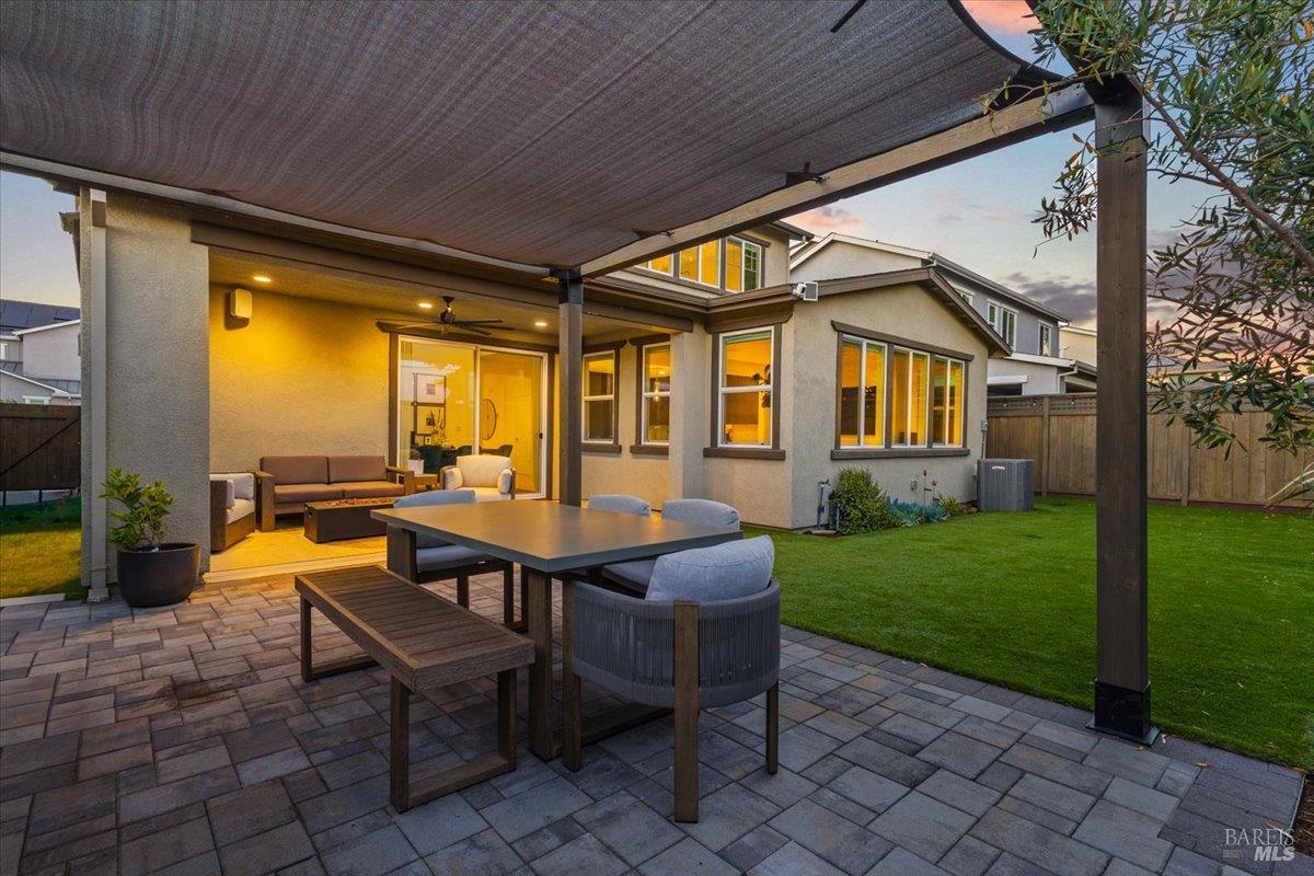 1469 Oak Circle
