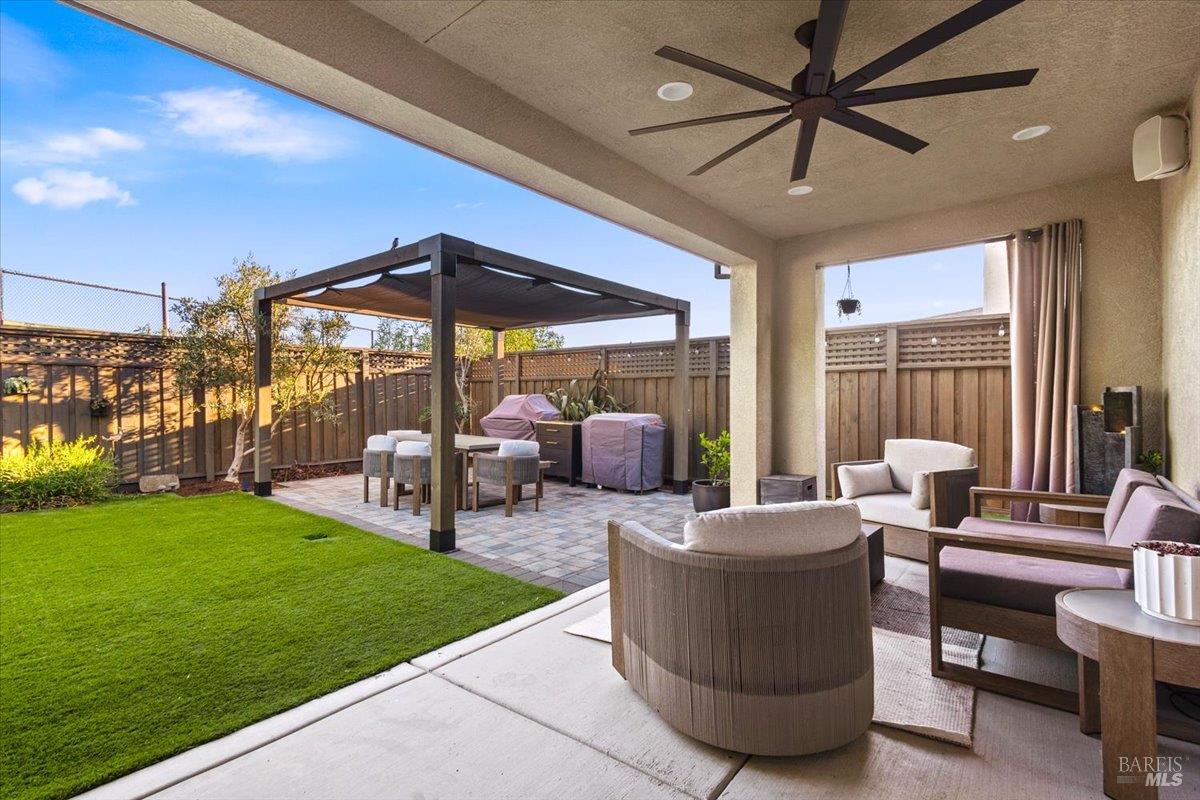 1469 Oak Circle