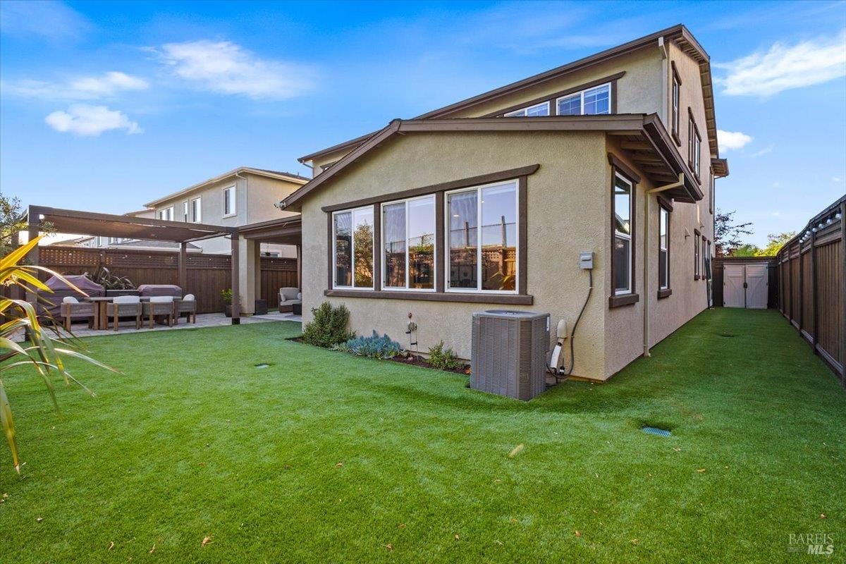 1469 Oak Circle