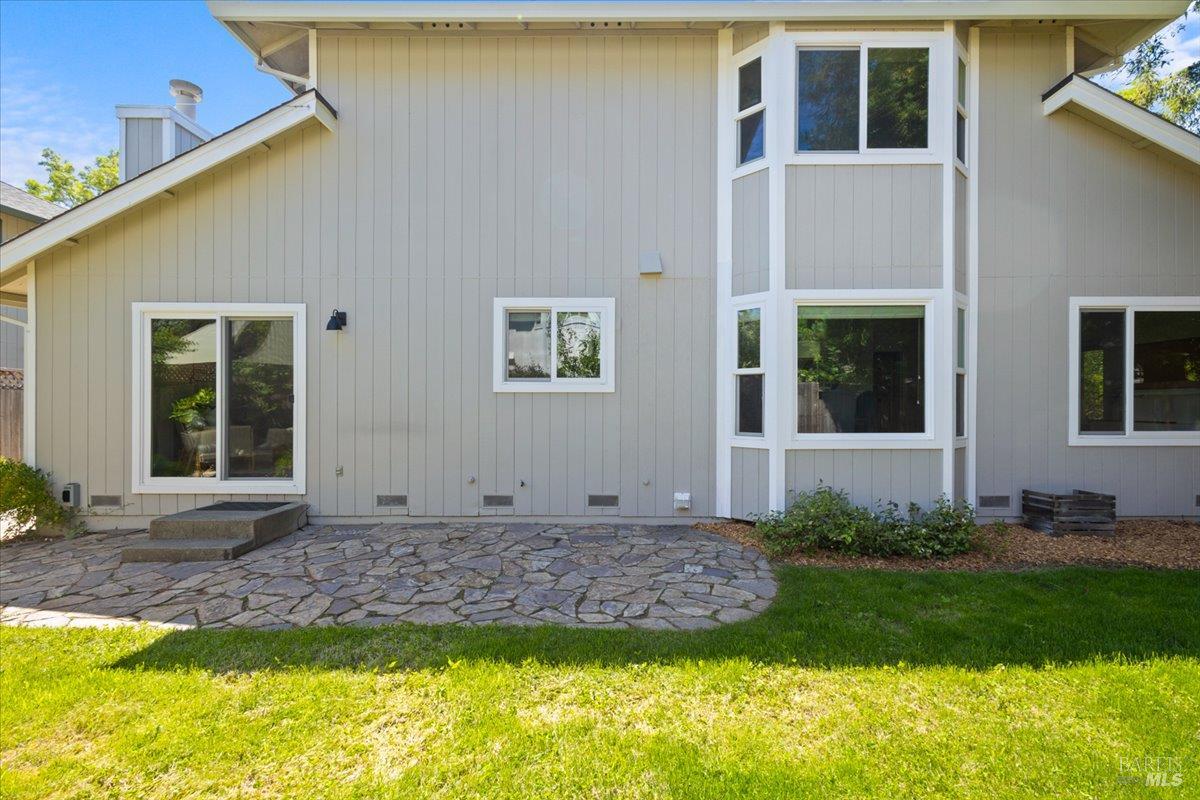 1194 Halyard Drive