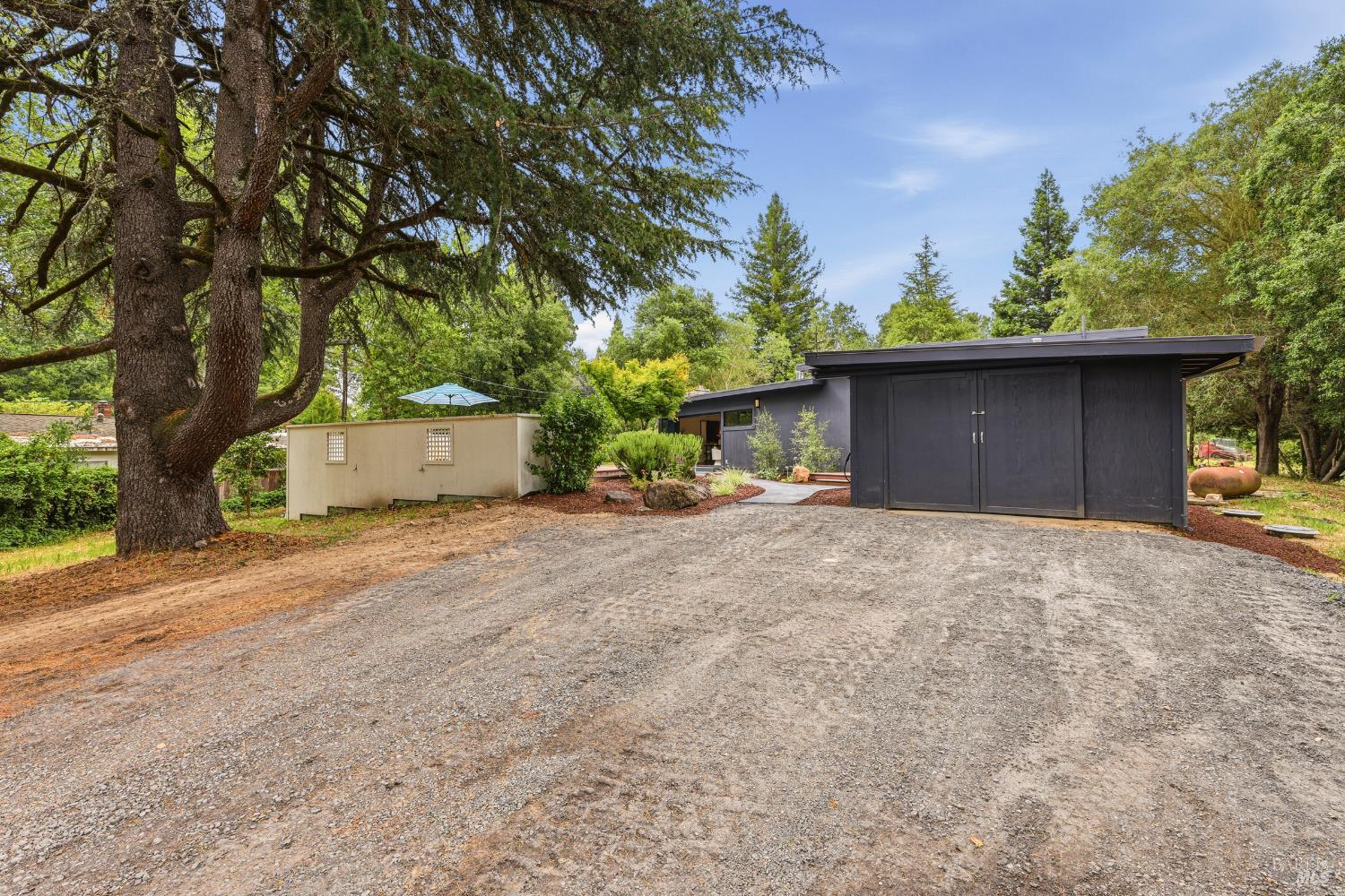 5830 Cuneo Court