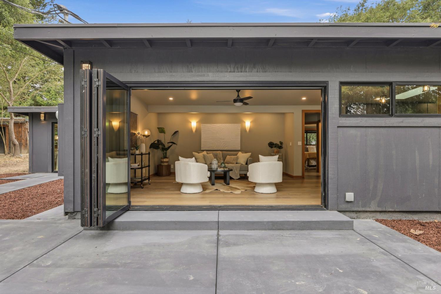 5830 Cuneo Court