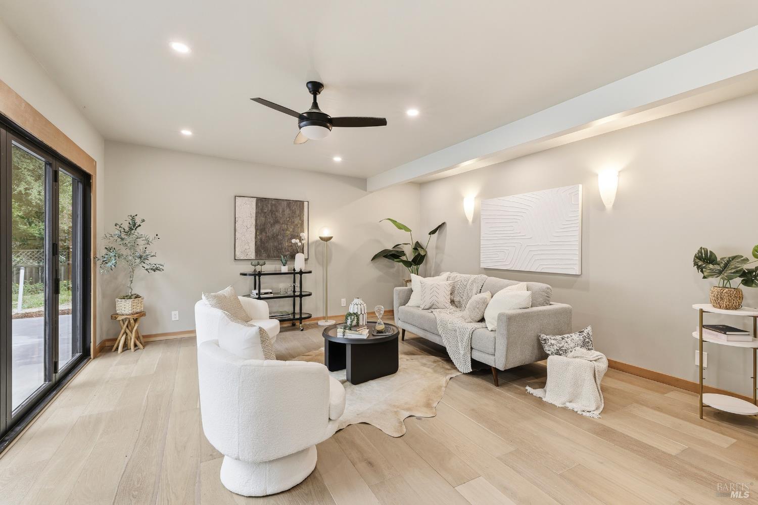 5830 Cuneo Court