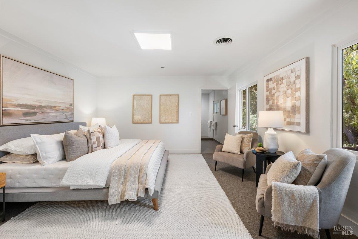 111 Deer Hollow Road