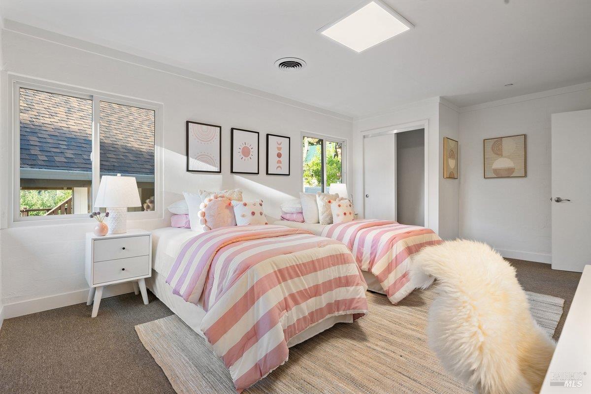 111 Deer Hollow Road