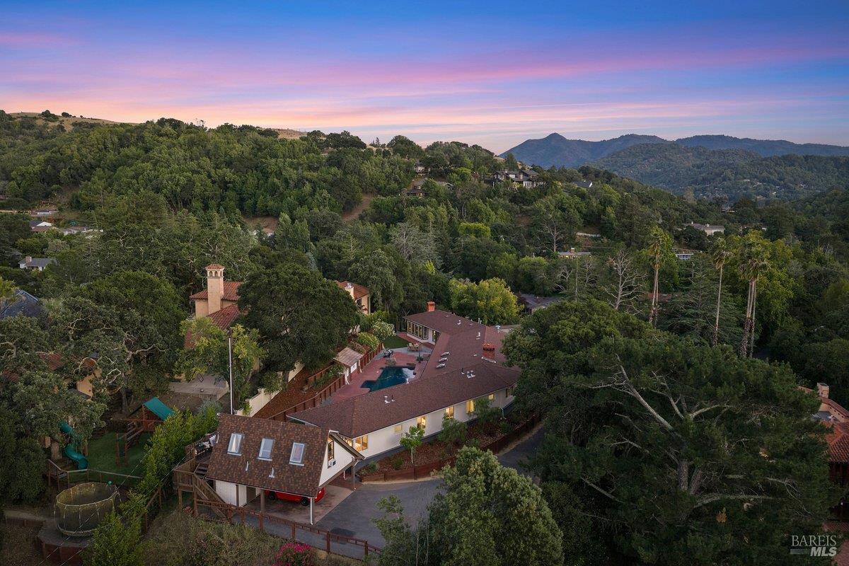 111 Deer Hollow Road