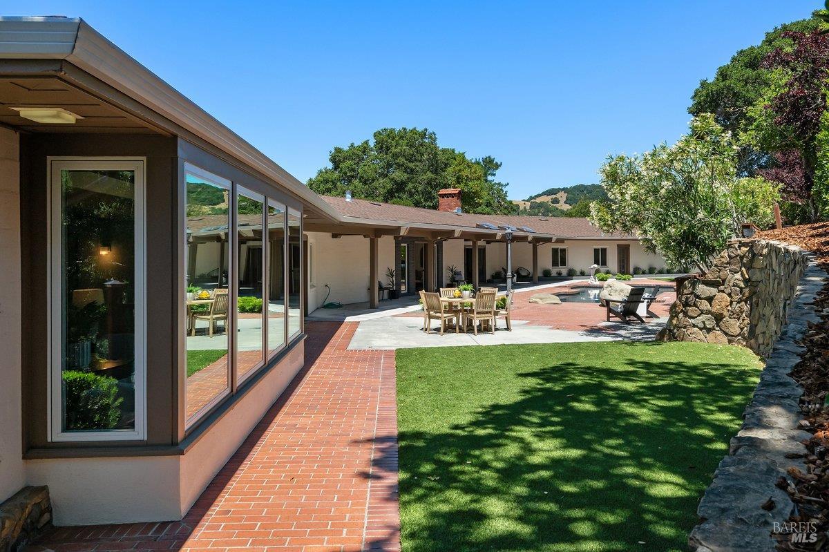 111 Deer Hollow Road