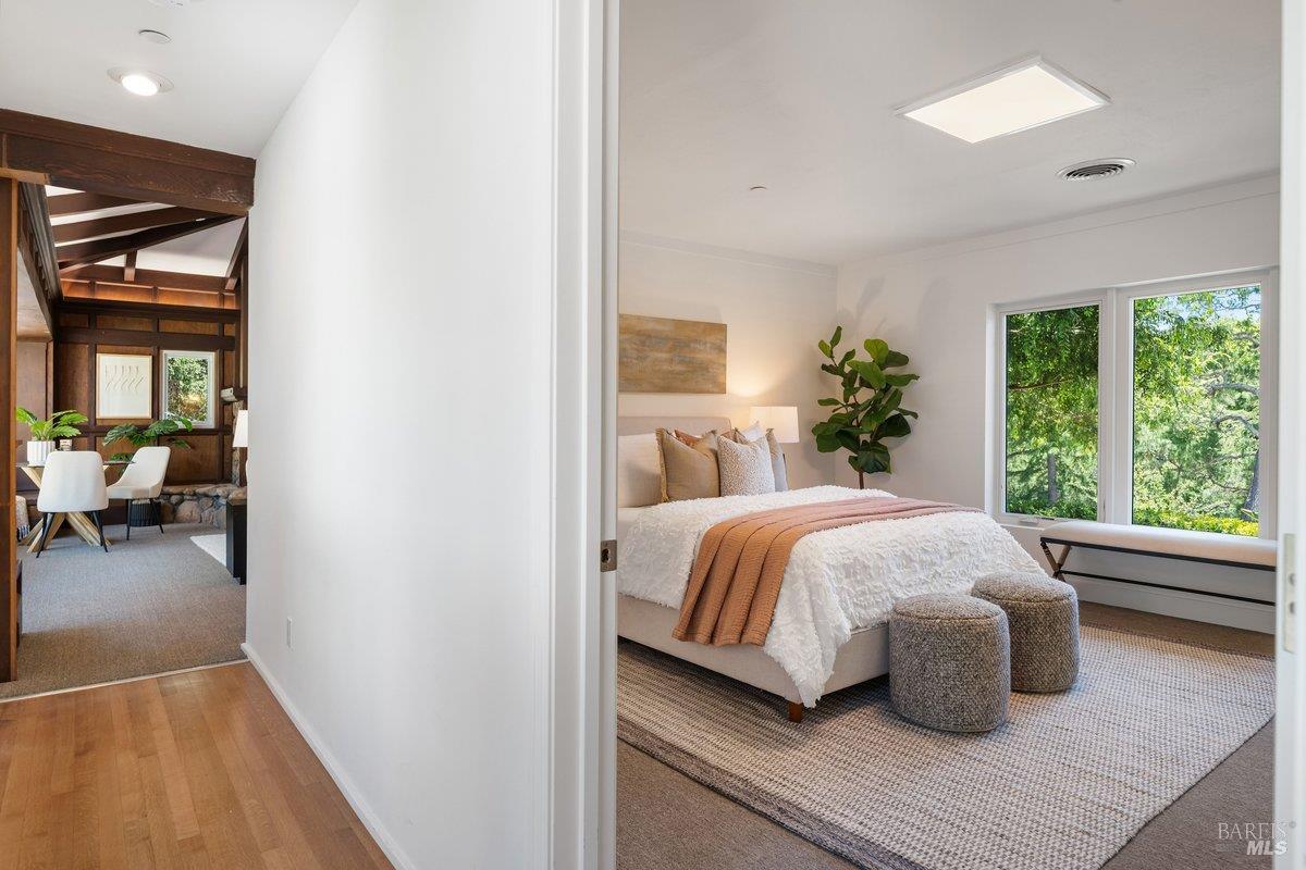 111 Deer Hollow Road