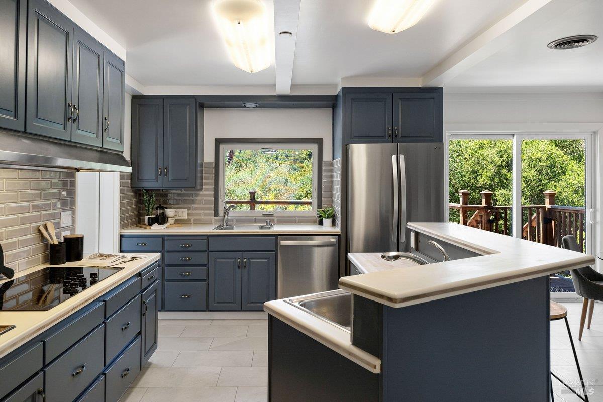 111 Deer Hollow Road