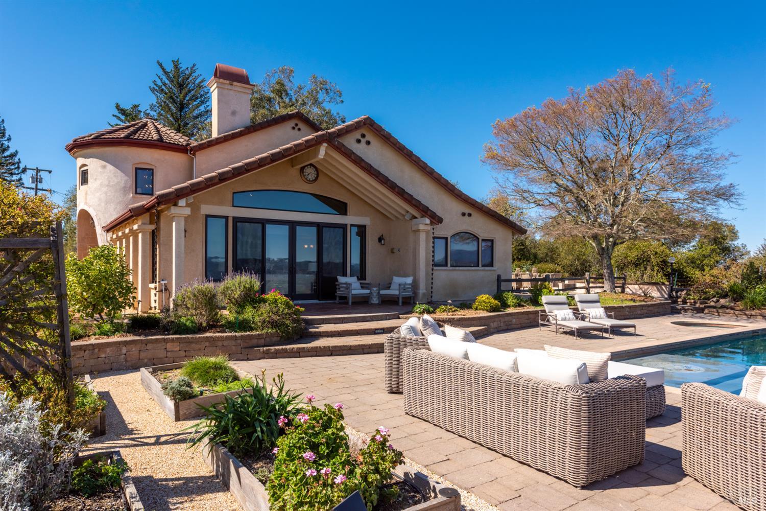 2405 Lewis Drive
