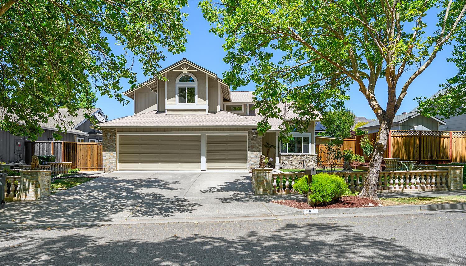 5 Starling Drive