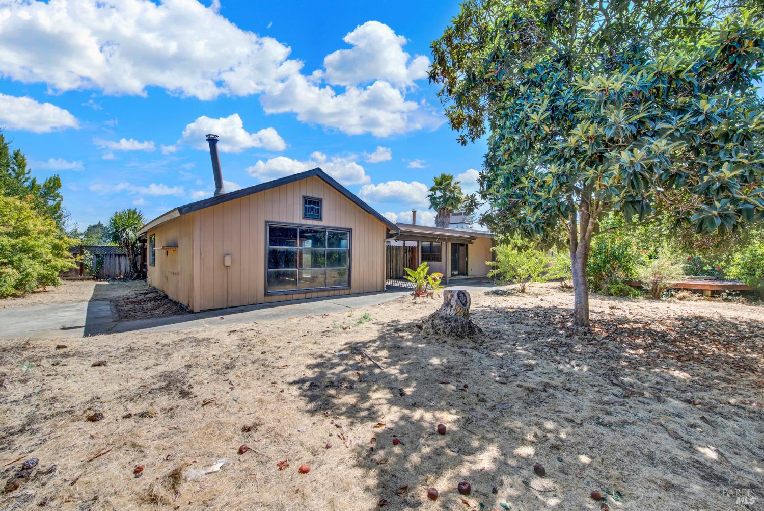 1290 Sweetbriar Drive