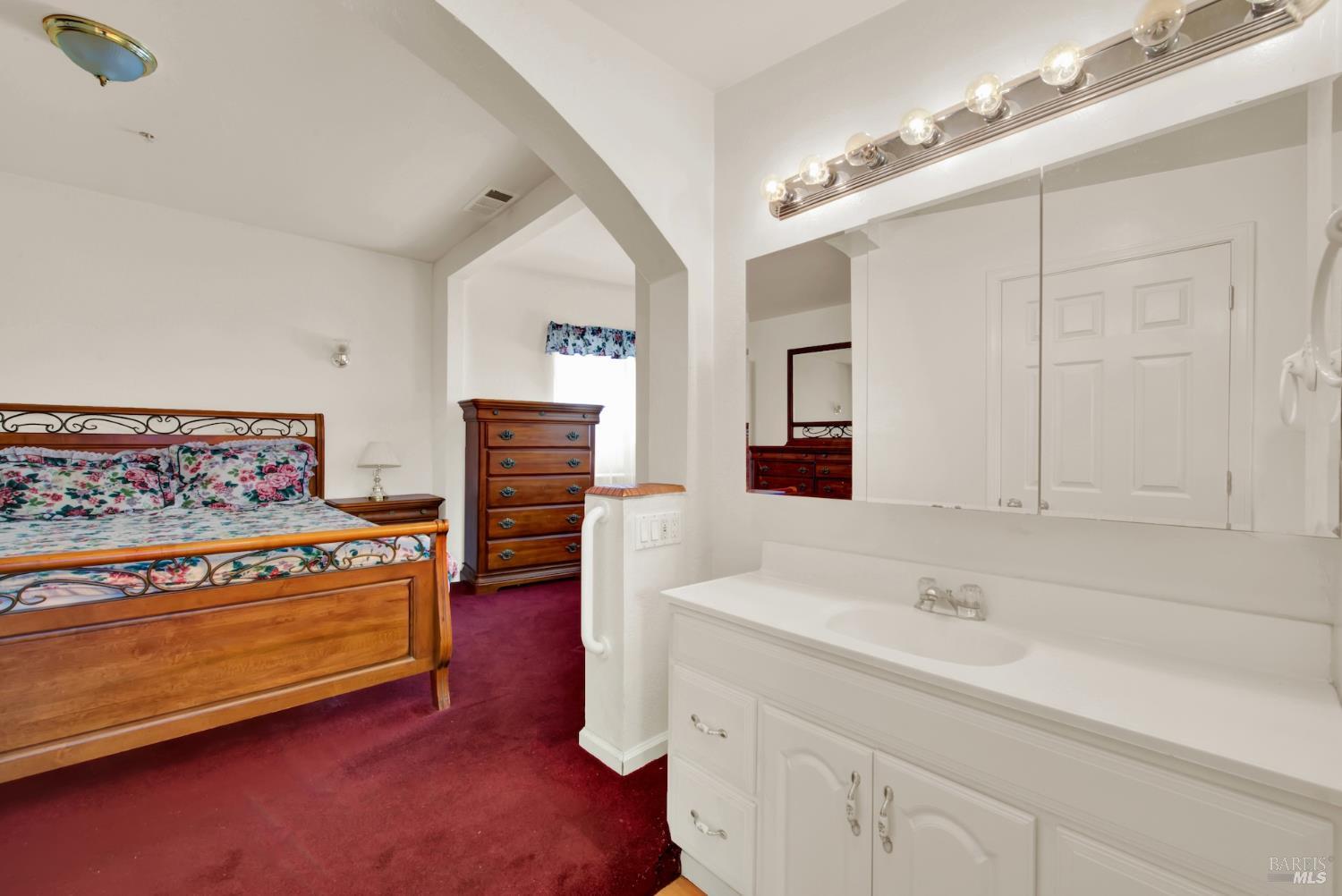 1290 Sweetbriar Drive