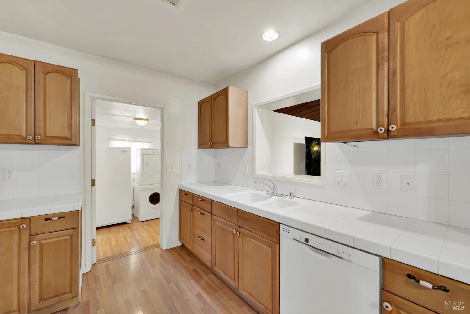 1290 Sweetbriar Drive