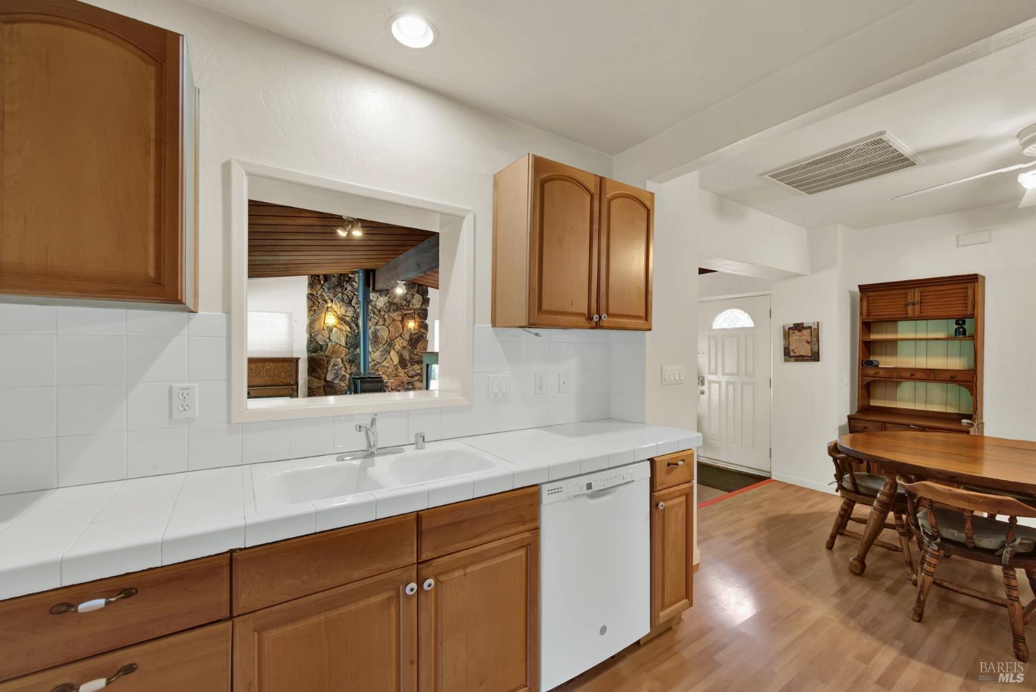1290 Sweetbriar Drive
