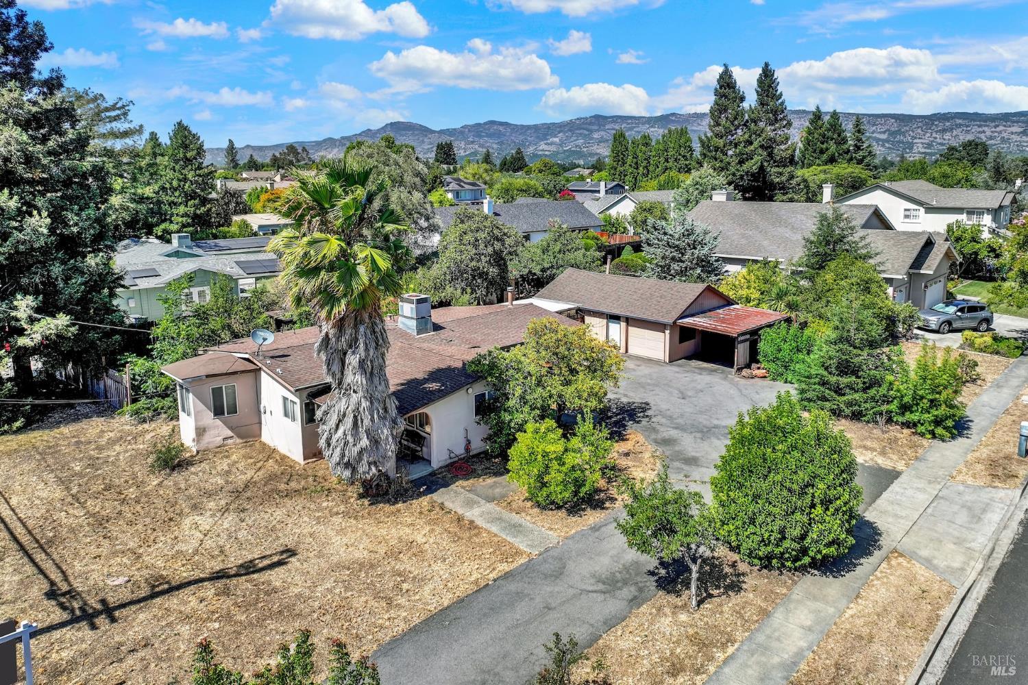 1290 Sweetbriar Drive