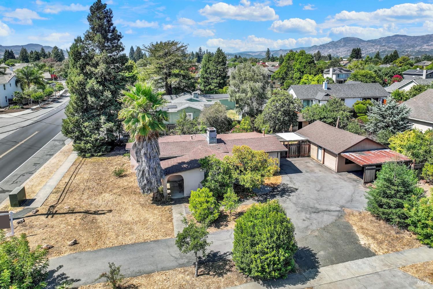 1290 Sweetbriar Drive