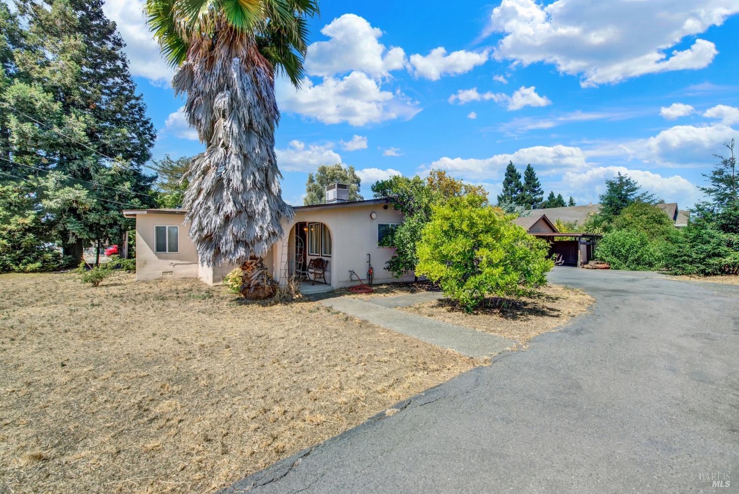 1290 Sweetbriar Drive