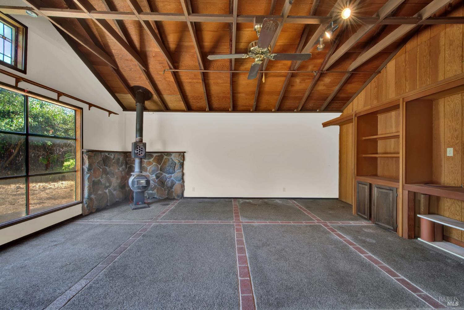 1290 Sweetbriar Drive