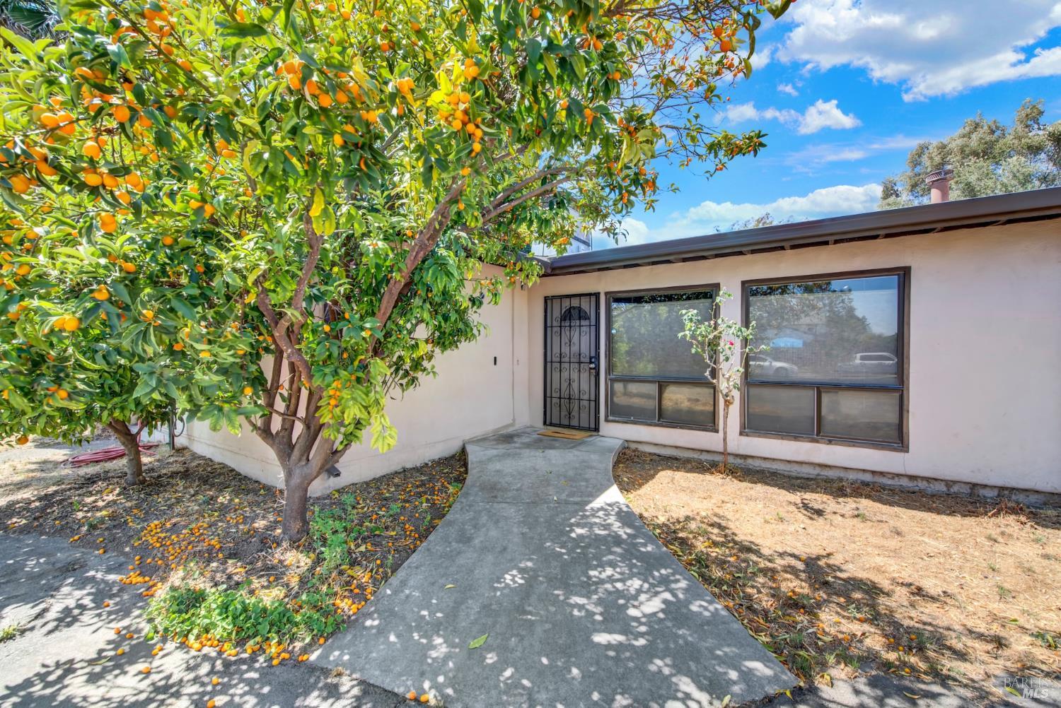1290 Sweetbriar Drive