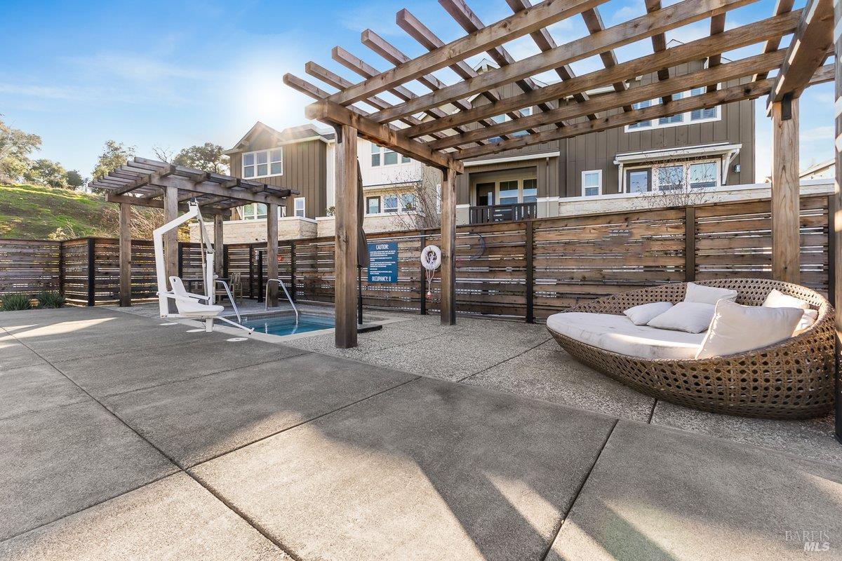 649 Semillon Lane