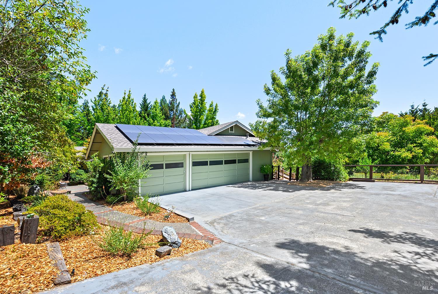 7595 Giusti Road