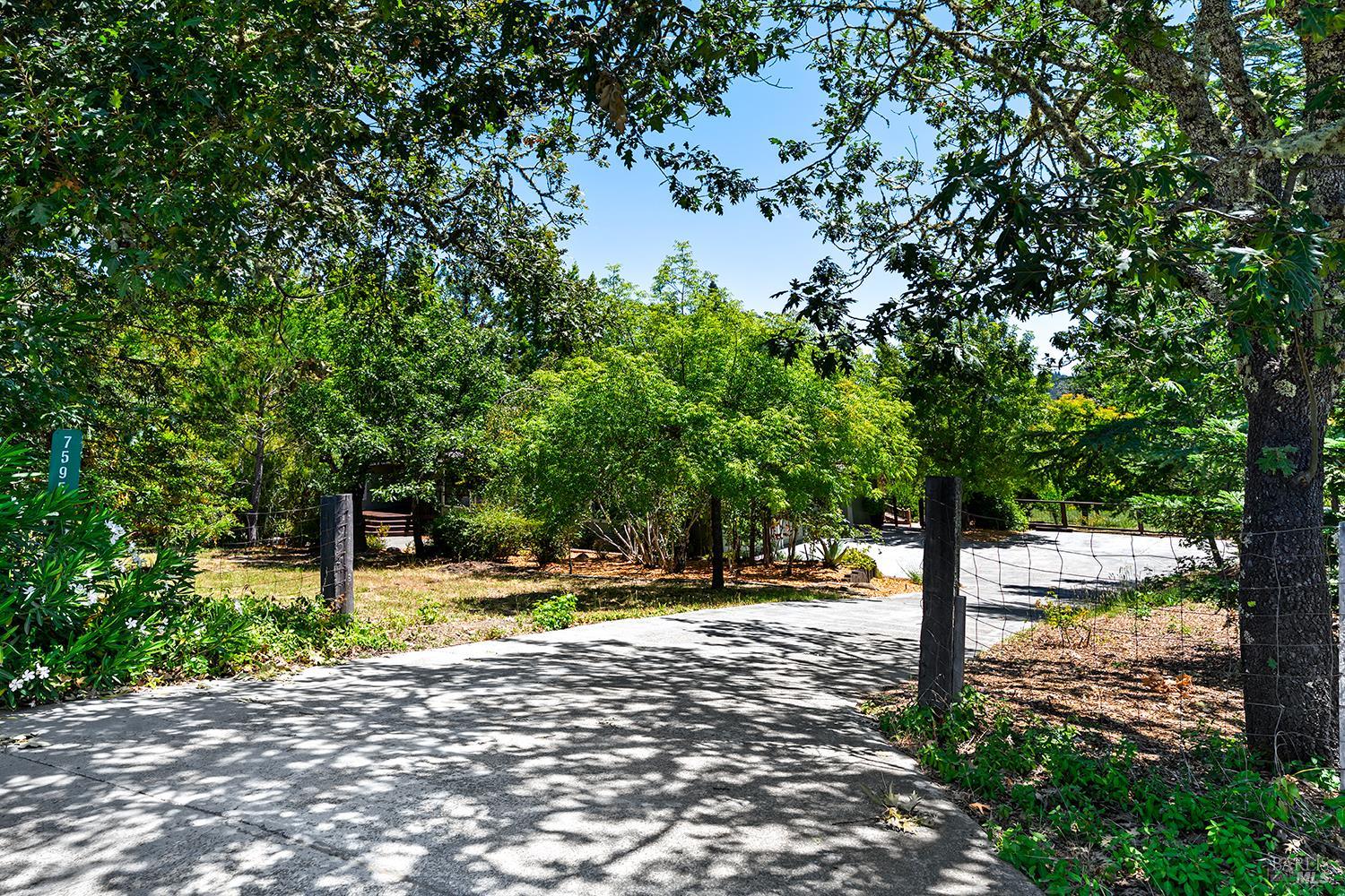 7595 Giusti Road