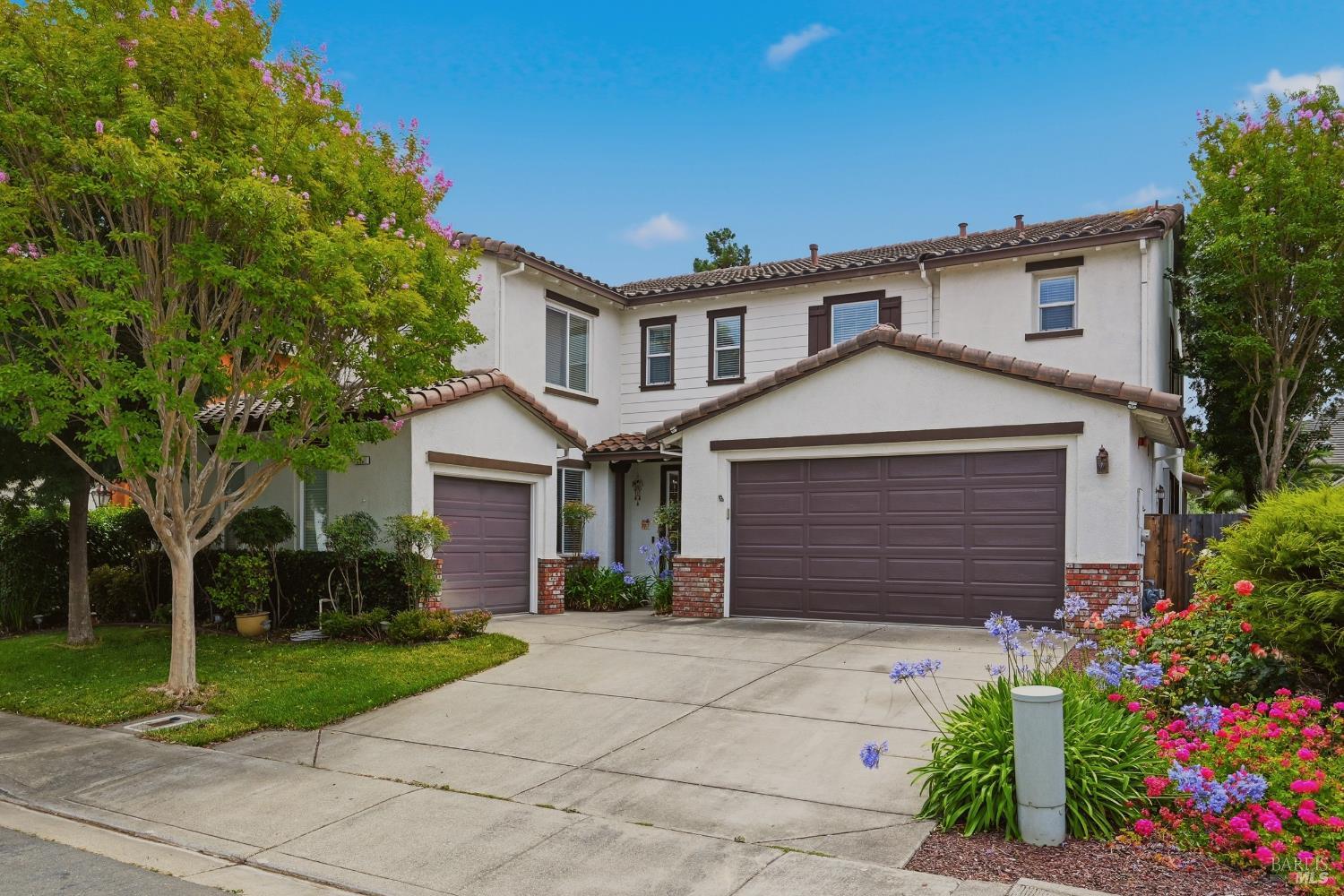 421 Bettona Way