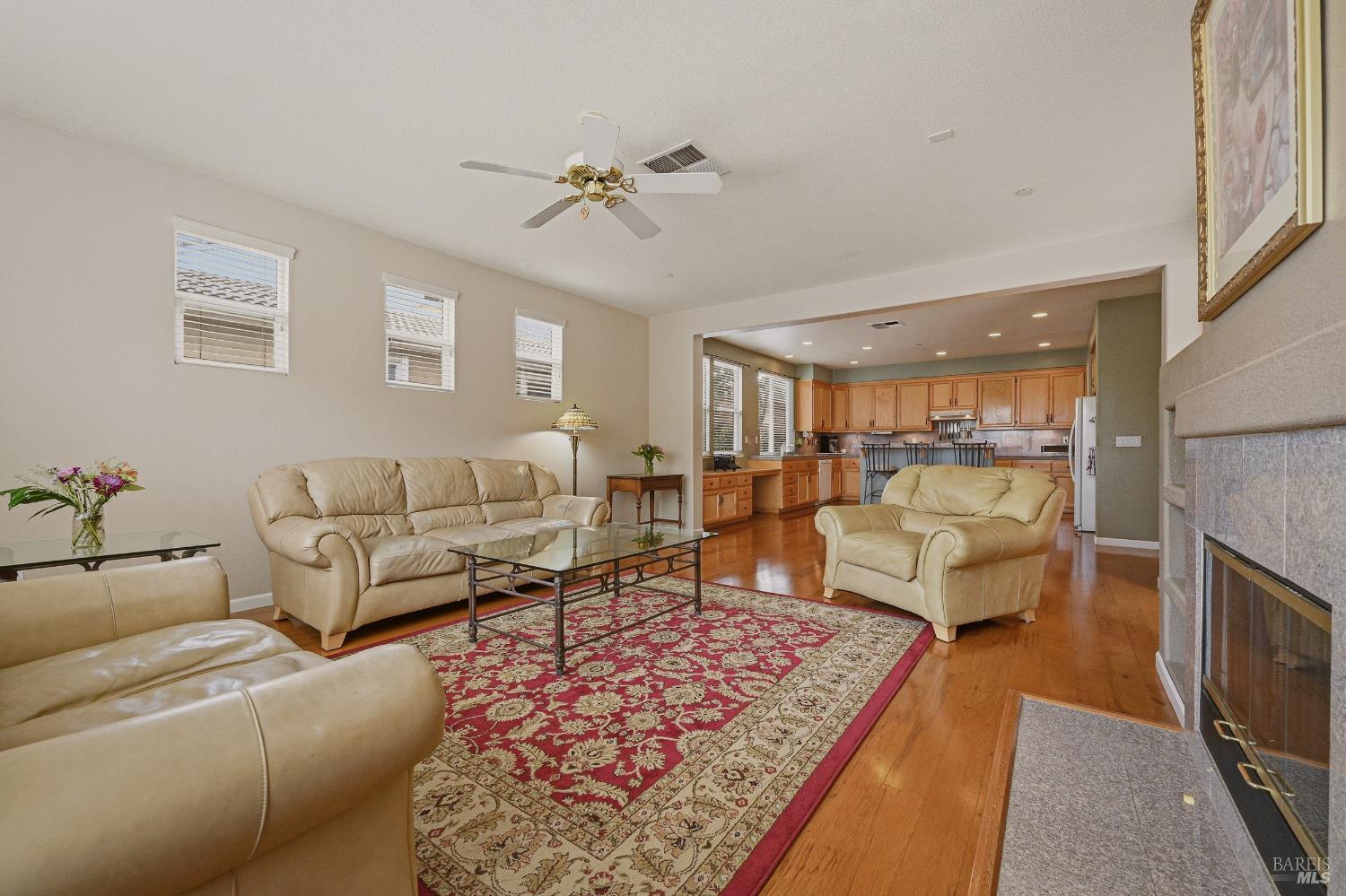 421 Bettona Way