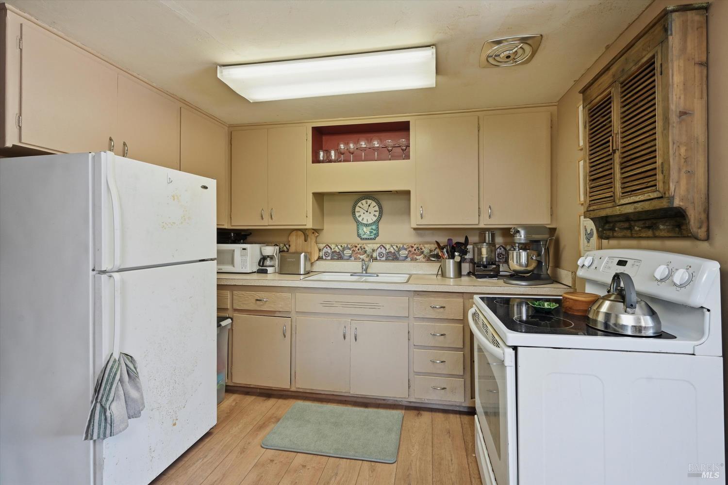 4941 Hansen Drive