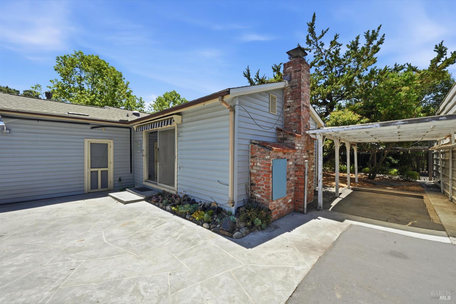 4941 Hansen Drive