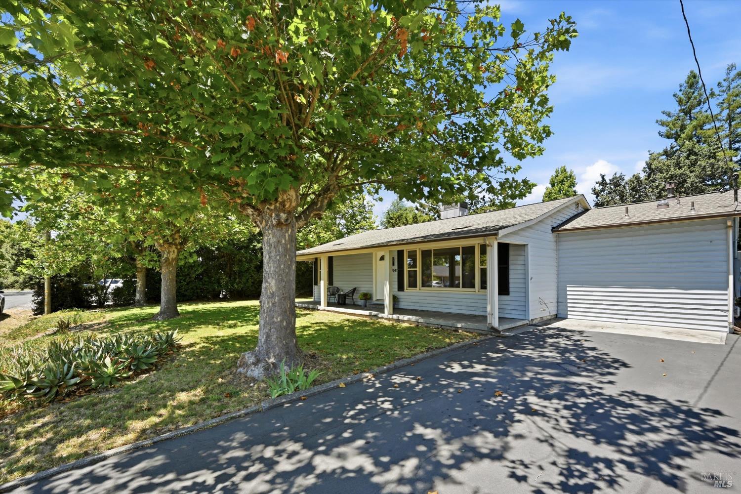 4941 Hansen Drive