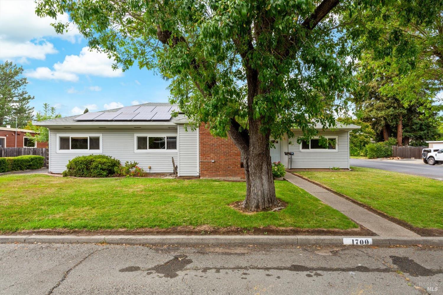 1700 Sierra Avenue